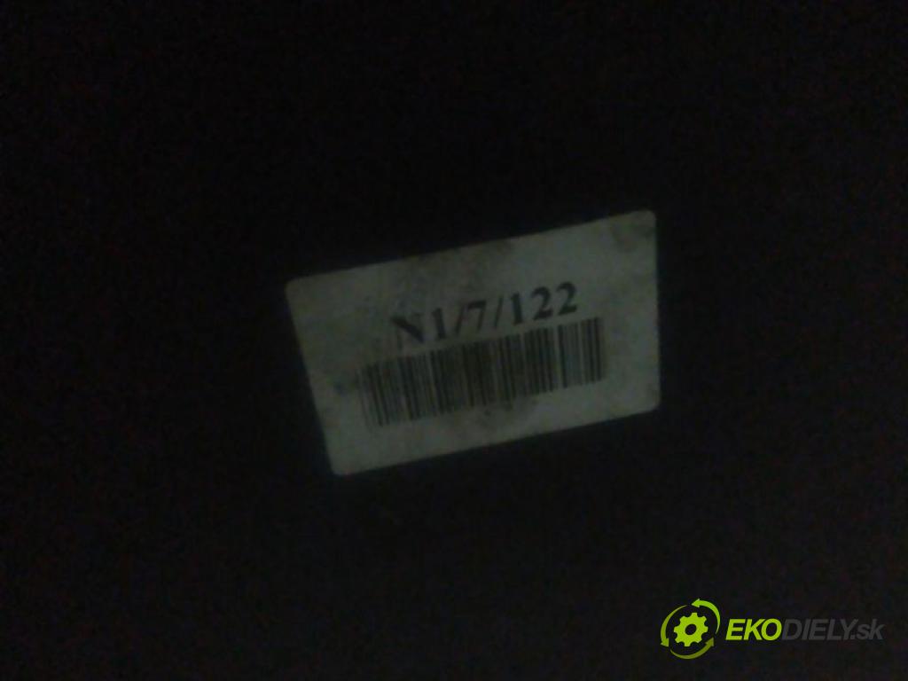 Hyundai Ix35 1.7 crdi 116 HP manual 85 kW 1685 cm3 5- Kompresor: klimatizácie F500-DX9FA04 (Kompresor klimatizácie)