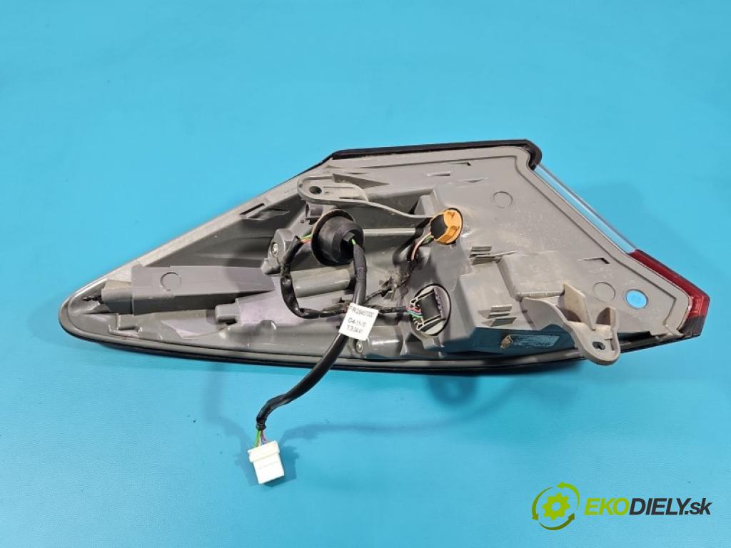 Honda Civic IX 2011-2017 1.8 16V 141 hp manual 104 kW 1798 cm3 5- světlo zadní pravé blatník:
