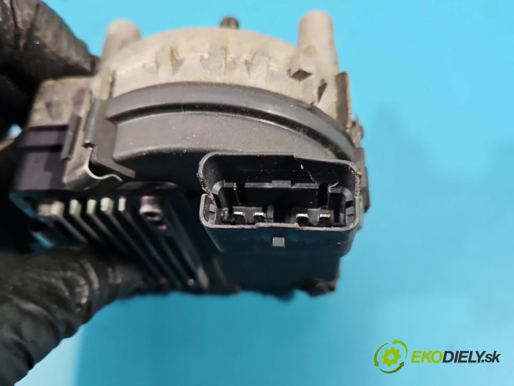 Renault Espace IV 2003-2014 2.2 dci 150 HP manual 110 kW 2188 cm3 5- motor stieračov predné 0390241805