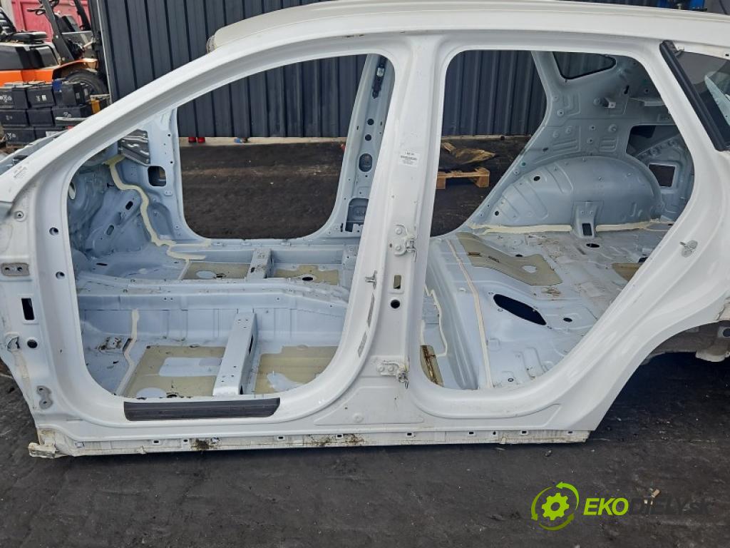 Hyundai Tucson IV 2020- 1.6 CRDI 136hp automatic 100 kW 1598 cm3 5- práh levý  (Karoserie ostatní)