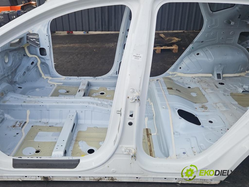 Hyundai Tucson IV 2020- 1.6 CRDI 136hp automatic 100 kW 1598 cm3 5- práh levý  (Karoserie ostatní)