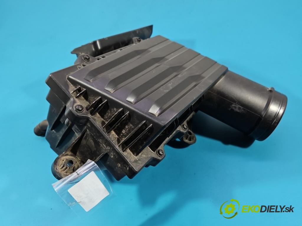 Vw Passat B9 2023- 1.5 TSI 150 HP automatic 110 kW 1498 cm3 5- obal filtra vzduchu 5Q0129601CC (Obal vzduchového filtra)