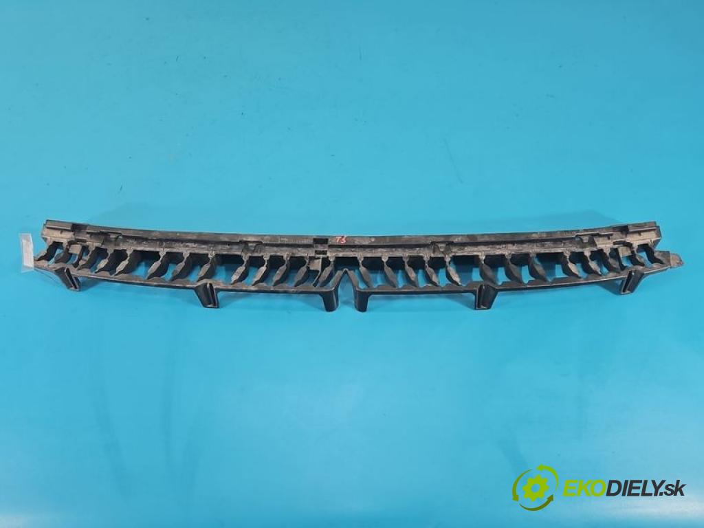 Vw Passat B9 2023- 1.5 TSI 150 hp automatic 110 kW 1498 cm3 5- Boty: 3J0807863