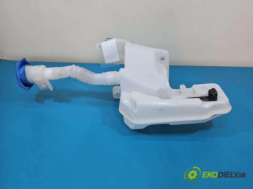 Vw Passat B9 2023- 1.5 TSI 150 HP automatic 110 kW 1498 cm3 5- nádržka tekutina: ostrekovačov 3WA955448