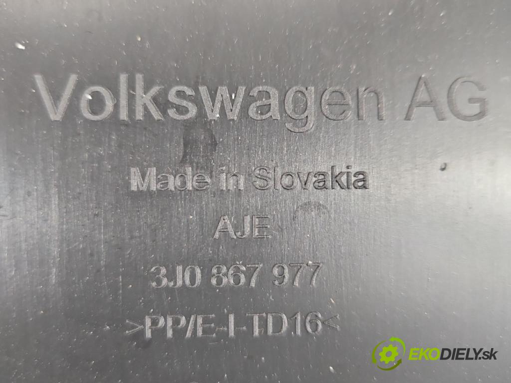 Vw Passat B9 2023- 1.5 TSI 150 HP automatic 110 kW 1498 cm3 5- Čalounictví: kufrové dvere 3J0867977