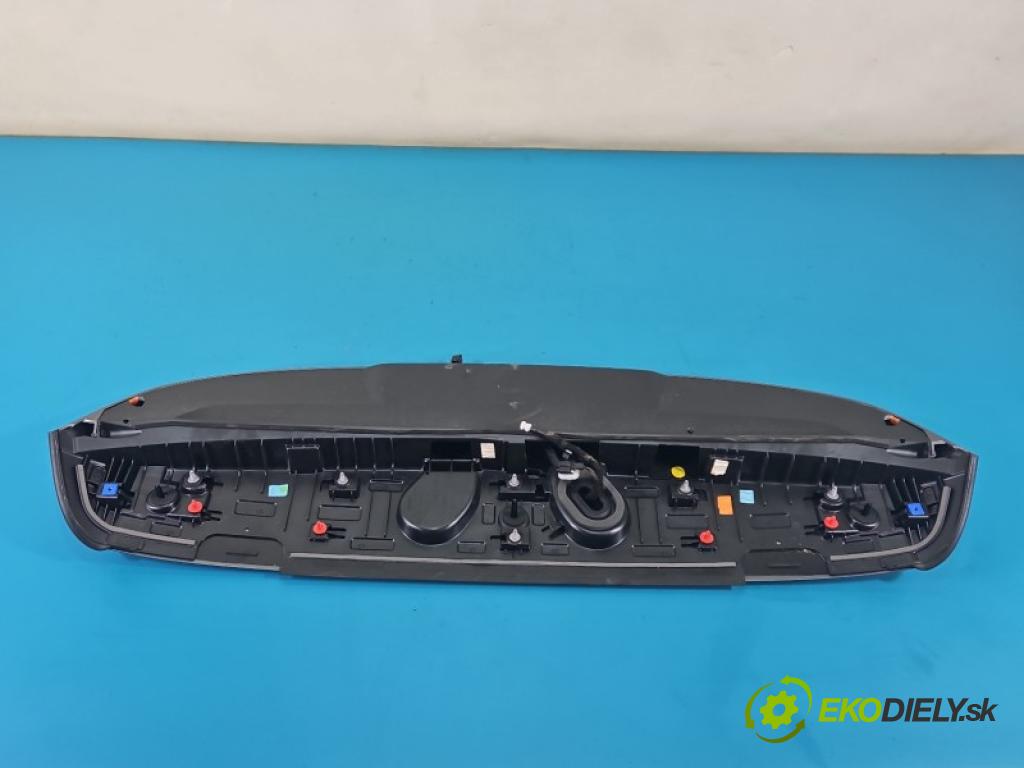 Vw Passat B9 2023- 1.5 TSI 150 hp automatic 110 kW 1498 cm3 5- spoiler 3J0827936 (Spoiler)