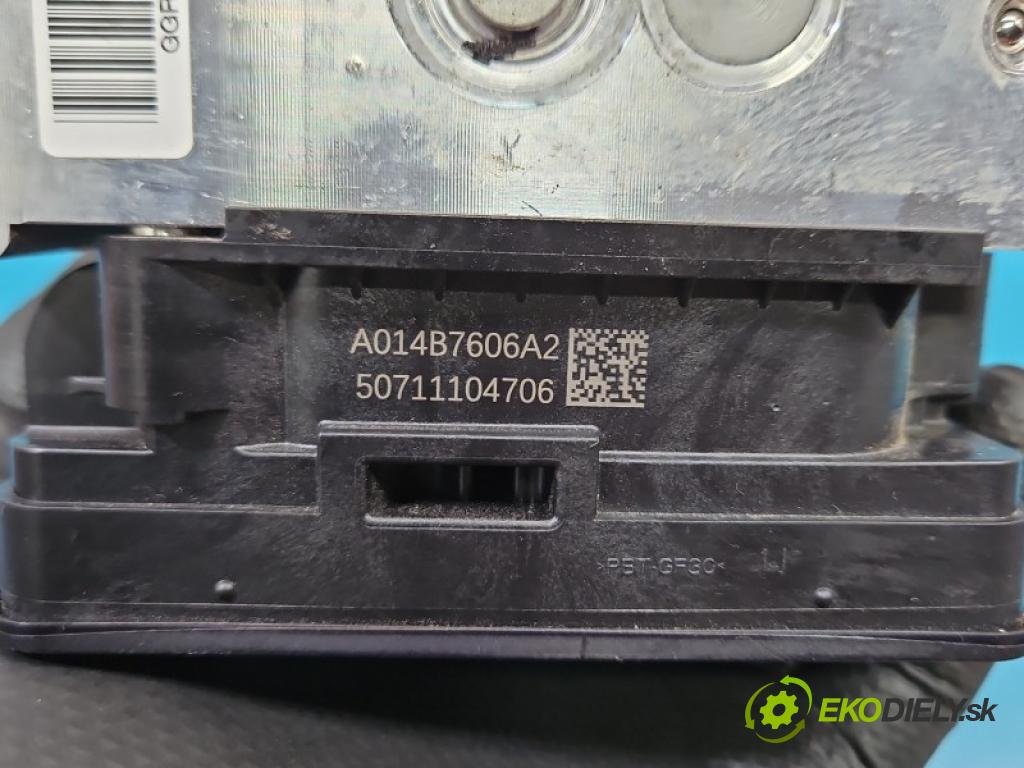Vw Passat B9 2023- 1.5 TSI 150 HP automatic 110 kW 1498 cm3 5- čerpadlo abs 3WA614517AR (Pumpa ABS)