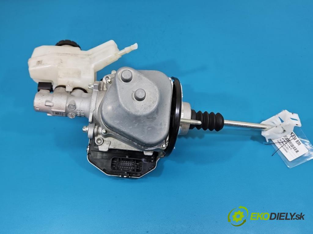 Vw Passat B9 2023- 1.5 TSI 150 HP automatic 110 kW 1498 cm3 5- servo brzdové 3WA614105AP