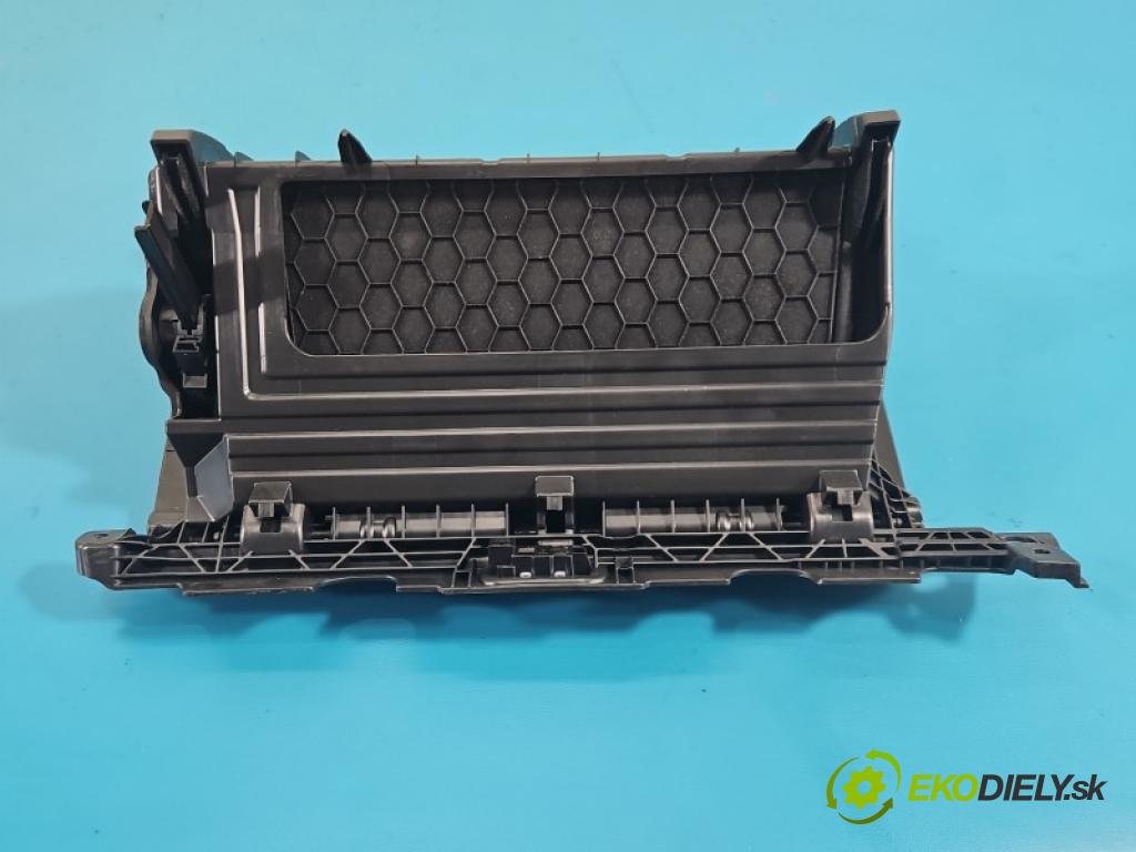 Vw Passat B9 2023- 1.5 TSI 150 hp automatic 110 kW 1498 cm3 5- kastlík 3J1857097