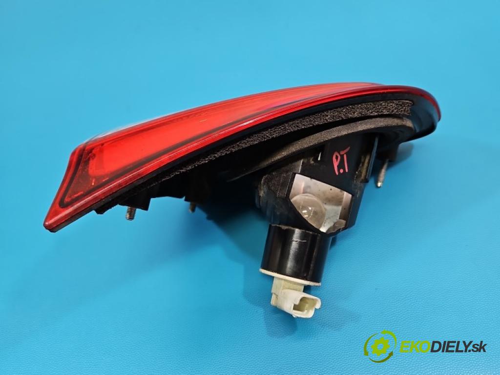 Nissan Qashqai I J10 2006-2013 2.0 16v 141 HP manual 104 kW 1997 cm3 5- svetlo / reflektor zadné pravé kufrové dvere 26554BR01A