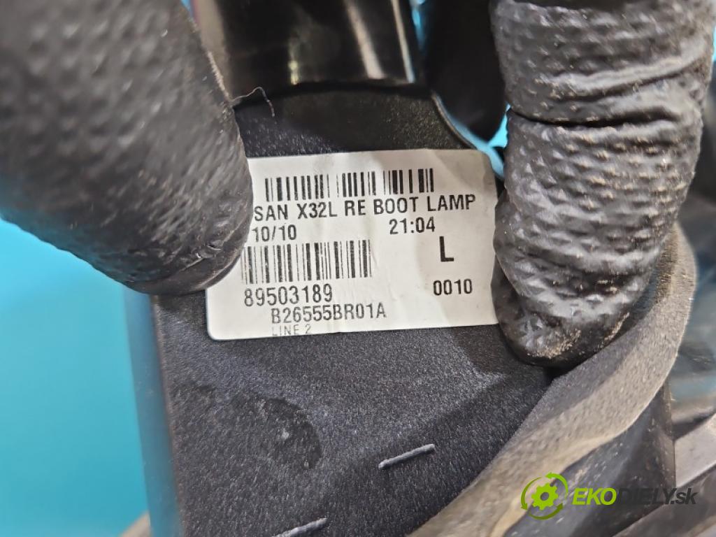 Nissan Qashqai I J10 2006-2013 2.0 16v 141 HP manual 104 kW 1997 cm3 5- svetlo / reflektor zadné ľavé kufrové dvere 26555-BR01A
