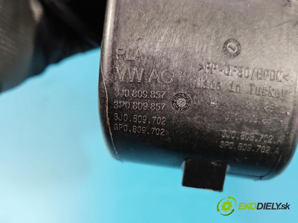 Vw Passat B9 2023- 1.5 TSI 150 hp automatic 110 kW 1498 cm3 5- Klapka nalévání paliva 3J0809702 (Klika dveří ostatní)
