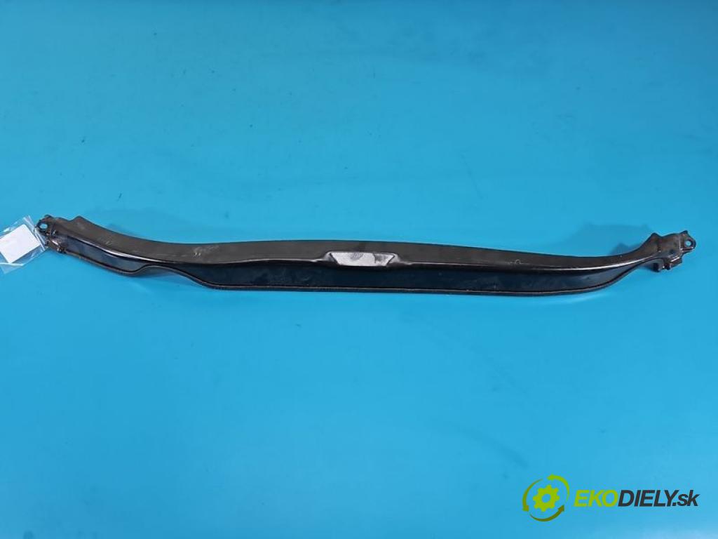 Vw Passat B9 2023- 1.5 TSI 150 hp automatic 110 kW 1498 cm3 5- kryt 3J0806239