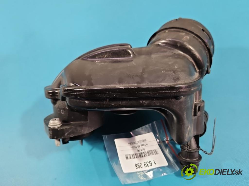 Vw Passat B9 2023- 1.5 TSI 150 HP automatic 110 kW 1498 cm3 5- Trubka: 05E129654R