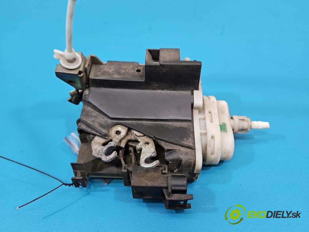 Audi A4 B5 1994-2001 1.9 tdi 110 HP manual 81 kW 1896 cm3 5- zámok predné ľavý 8D1837015C