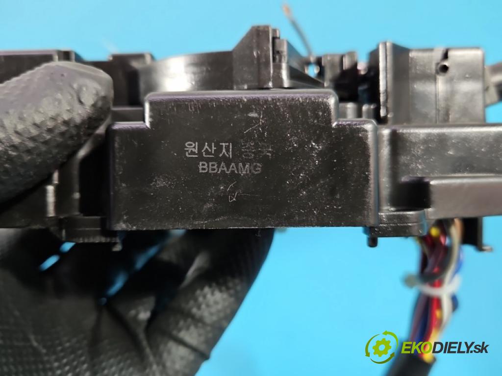 Daewoo Tico 0.8 karburátor: 41 hp manual 30 kW 796 cm3 5- Přepínač sdružený BBAAMG (Páčky pod volantem)