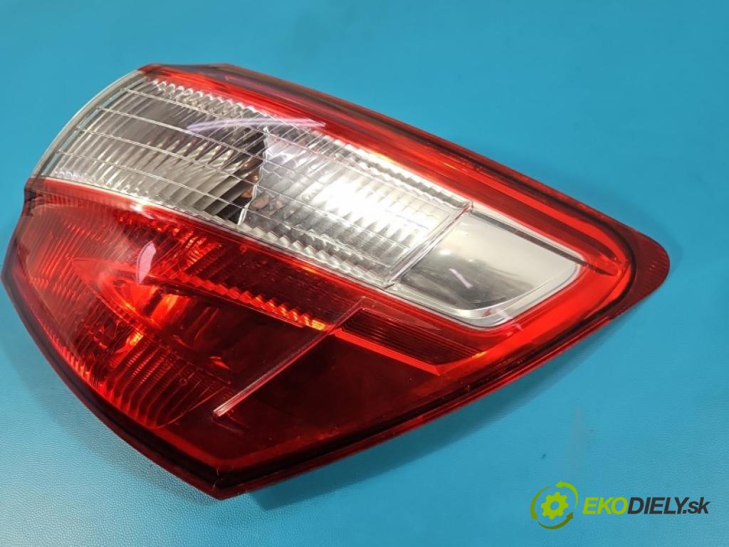 Nissan Qashqai I J10 2006-2013 2.0 16v 141 hp manual 104 kW 1997 cm3 5- světlo zadní pravé blatník: