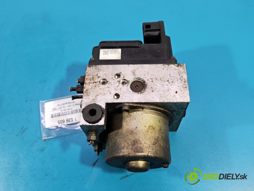 Nissan X-trail I T30 2001-2007 2.0 16V 140 HP manual 103 kW 1998 cm3 5- čerpadlo abs 47600AR005 (Pumpa ABS)