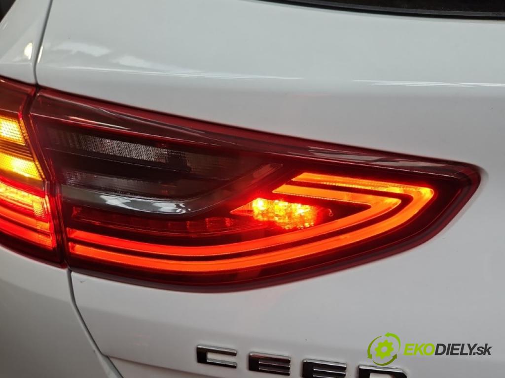 Kia Ceed III 2018- 1.6 CRDI 136 HP manual 100 kW 1598 cm3 5- svetlo / reflektor zadné ľavé kufrové dvere 92403-J7050