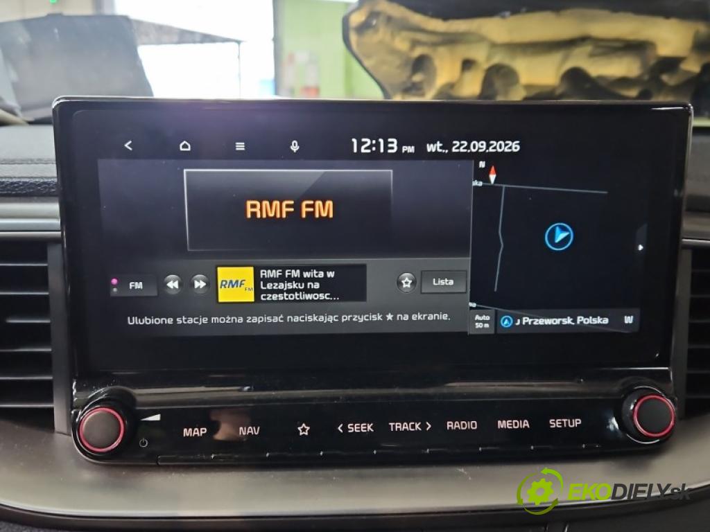 Kia Ceed III 2018- 1.6 CRDI 136hp manual 100 kW 1598 cm3 5- Radio továrna: 96560-J7660