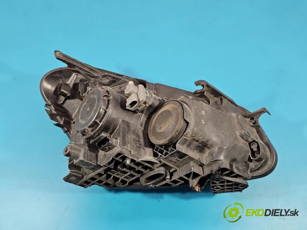 Nissan Qashqai I J10 2006-2013 2.0 16v 141 HP manual 104 kW 1997 cm3 5- Reflektor: ľavý 26060BR01A (Kľučka dverí ostatné)