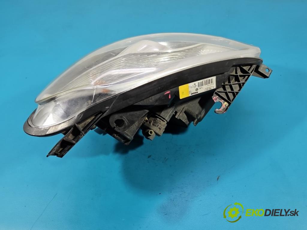Nissan Qashqai I J10 2006-2013 2.0 16v 141 HP manual 104 kW 1997 cm3 5- Reflektor: ľavý 26060BR01A (Kľučka dverí ostatné)