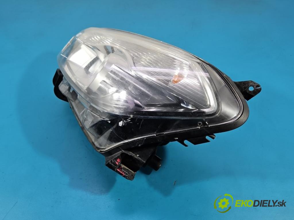 Nissan Qashqai I J10 2006-2013 2.0 16v 141 HP manual 104 kW 1997 cm3 5- Reflektor: ľavý 26060BR01A (Kľučka dverí ostatné)