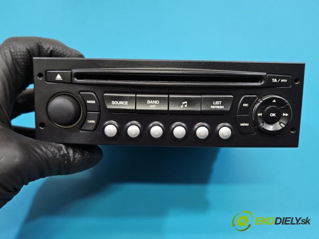 Peugeot 5008 I 2009-2017 1.6 T 156 hp manual 115 kW 1598 cm3 5- Radio továrna: 9666967477