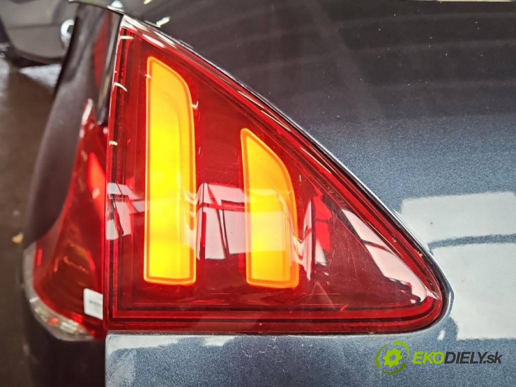 Peugeot 3008 I 2009-2016 2.0 hdi 150 HP manual 110 kW 1997 cm3 5- svetlo / reflektor zadné ľavé kufrové dvere 9805511380