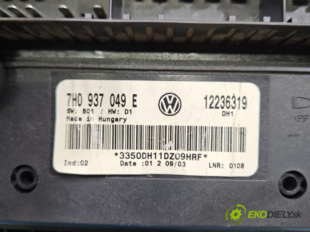 Vw Transporter T5 2003-2015 1.9 tdi 105 hp manual 77 kW 1896 cm3 5- řídící jednotka komfortu 7H0937049E