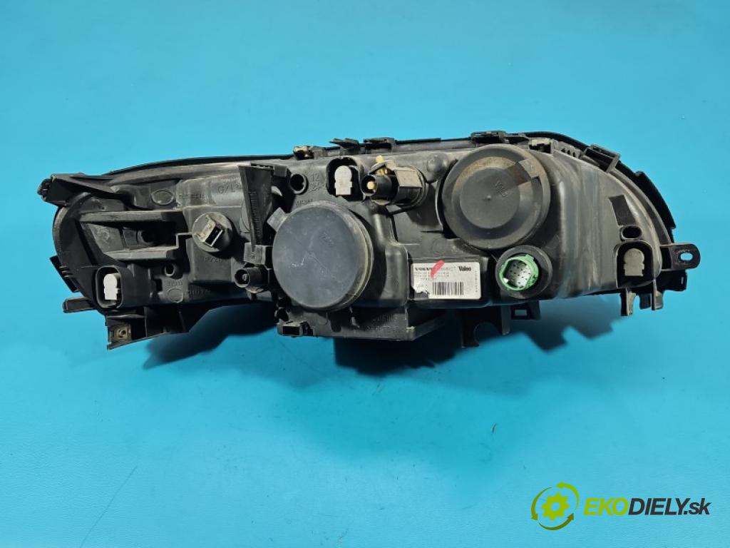 Volvo S60 I 2000-2010 2.5 T 209KM automatic 154 kW 2521 cm3 4- Reflektor: ľavý 30698827 (Kľučka dverí ostatné)