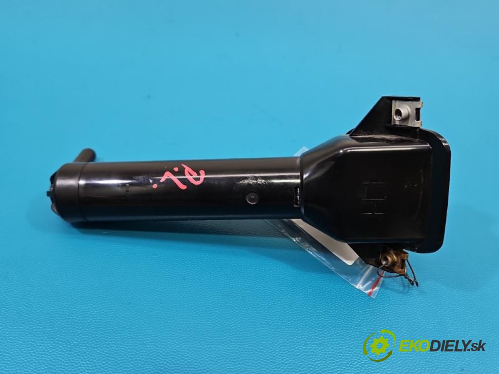 Honda Civic IX 2011-2017 1.8 16V 141 HP manual 104 kW 1798 cm3 5- ostrekovač reflektor: ľavý A2C93428200 (Motorček ostrekovačov)