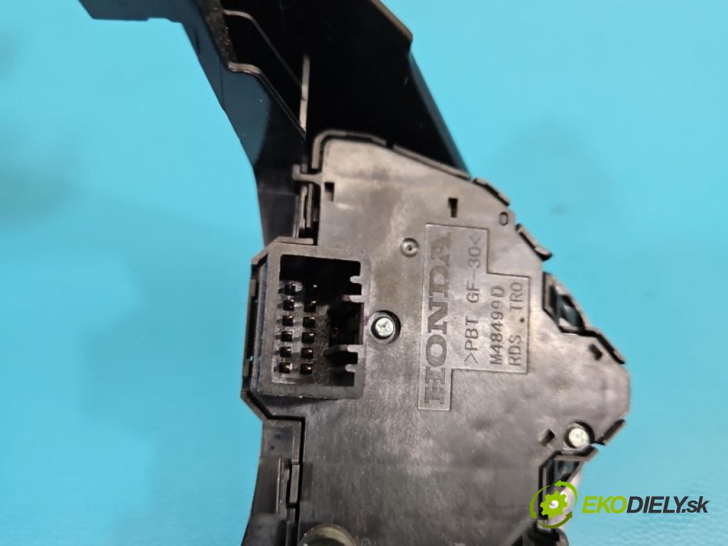 Honda Civic IX 2011-2017 1.8 16V 141 HP manual 104 kW 1798 cm3 5- prepínač multifunkční: řízení:  (Prepínacie páčky pod volantom)