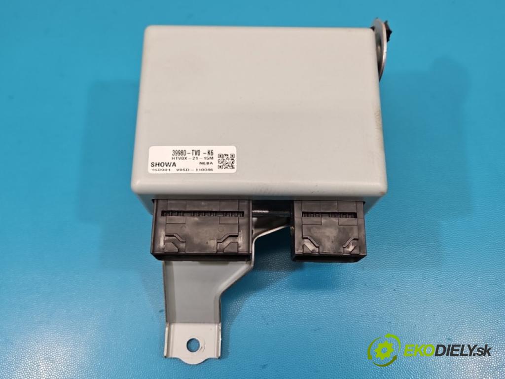 Honda Civic IX 2011-2017 1.8 16V 141 HP manual 104 kW 1798 cm3 5- riadiaca jednotka ostatné 39980-TV0-K6