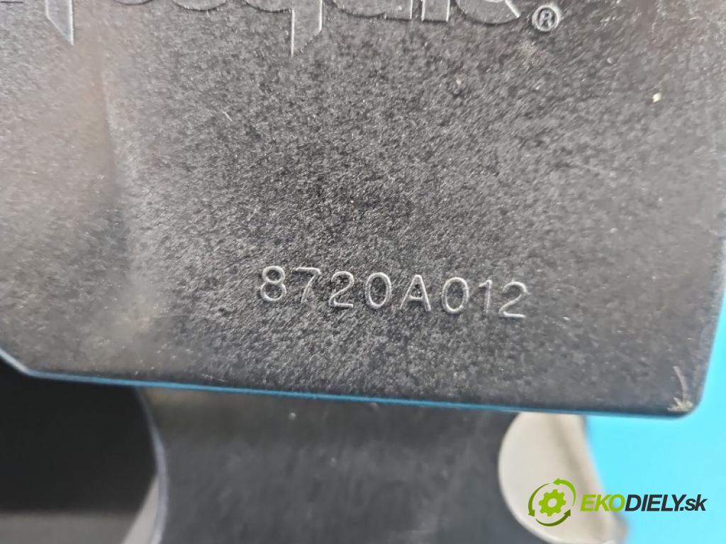 Mitsubishi Outlander II 2006-2013 2.0 DI-D 140 hp manual 103 kW 1968 cm3 5- Subwoofer:  (Audio zařízení)