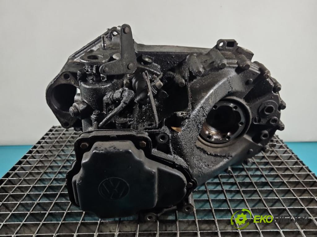 Vw Transporter T5 2003-2015 1.9 tdi 105 hp manual 77 kW 1896 cm3 5- převodovka stupňová manual FJL