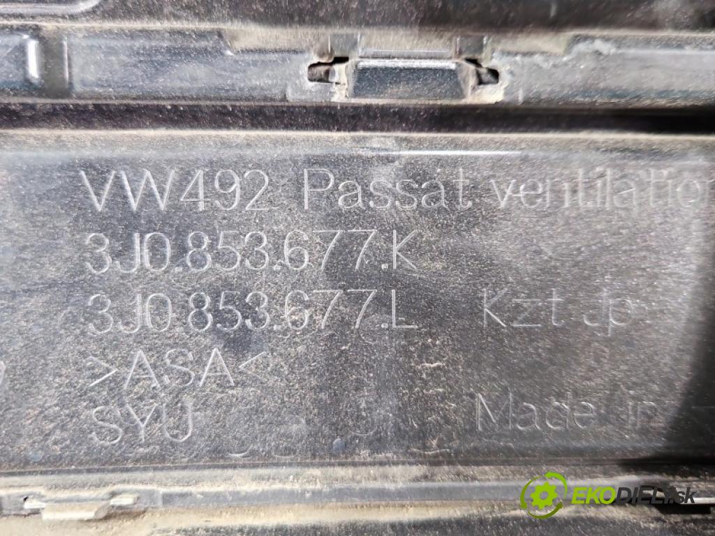 Vw Passat B9 2023- 1.5 TSI 150 HP automatic 110 kW 1498 cm3 5- nárazník predné 3J0853677K (Kľučka dverí ostatné)