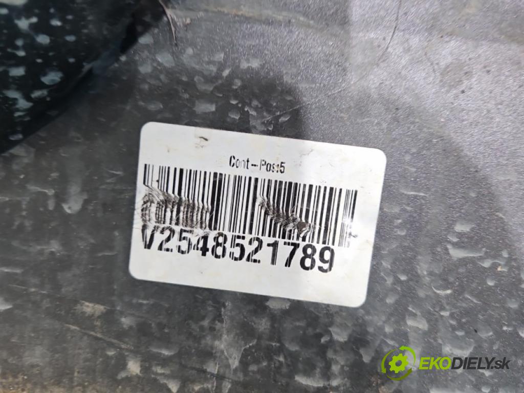 Vw Passat B9 2023- 1.5 TSI 150 HP automatic 110 kW 1498 cm3 5- nárazník predné 3J0853677K (Kľučka dverí ostatné)