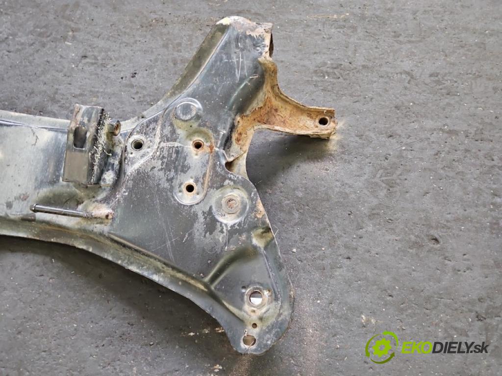 Fiat Panda II 2003-2012 1.2 8V 60 hp manual 44 kW 1242 cm3 5- výztuha motoru