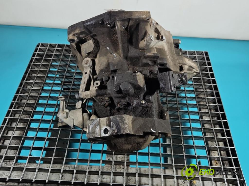 Fiat Panda II 2003-2012 1.2 8V 60 HP manual 44 kW 1242 cm3 5- prevodovka stupeň,rýchlosť manual