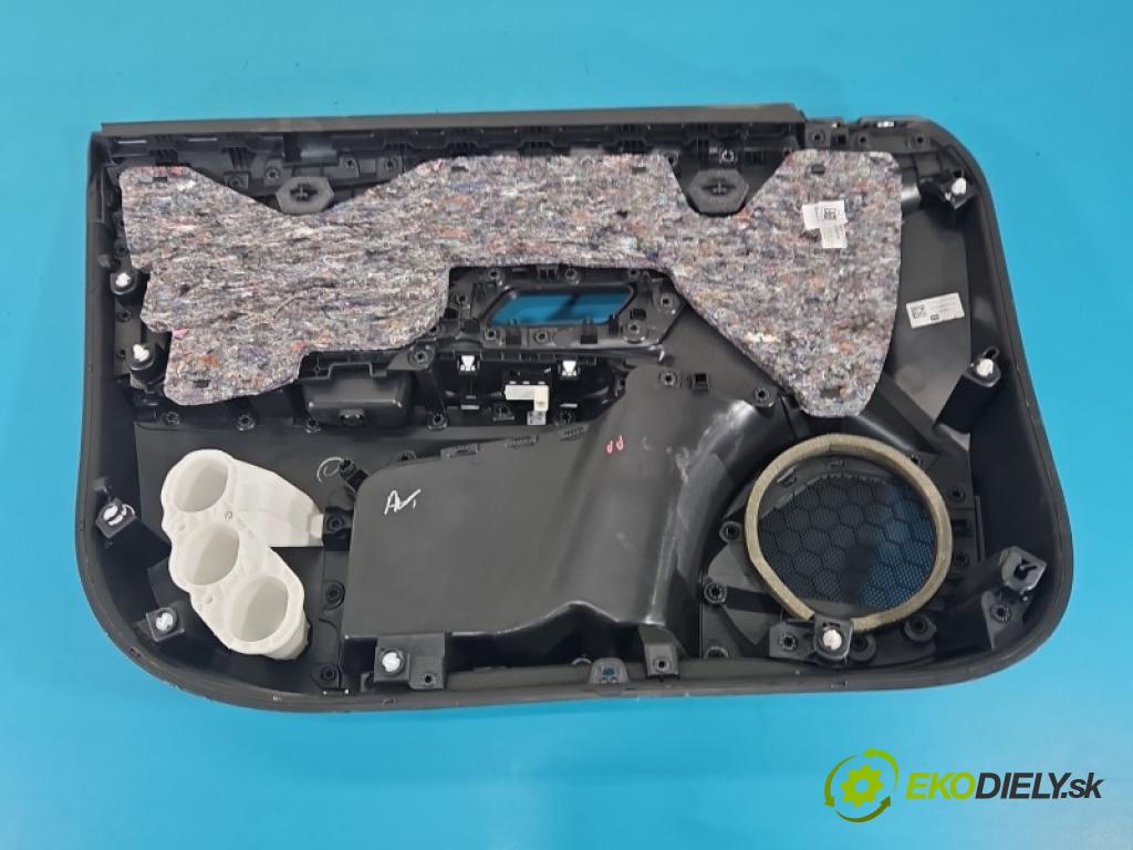Opel Mokka B 2020- 1.5 cdti 110 HP manual 81 kW 1499 cm3 5- Čalounictví: dvere predné pravé