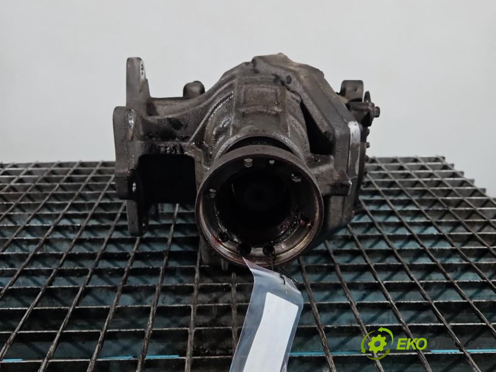 Volvo S60 I 2000-2010 2.5 T 209KM automatic 154 kW 2521 cm3 4- Redukce: 30700027