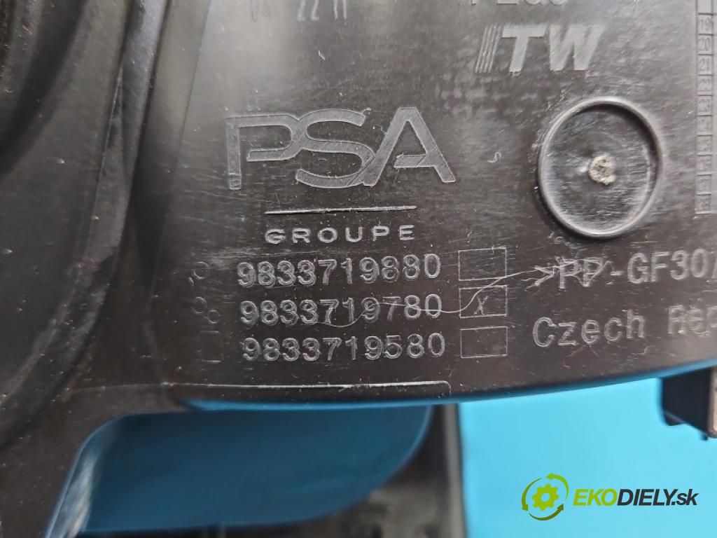 Opel Mokka B 2020- 1.5 cdti 110 hp manual 81 kW 1499 cm3 5- Klapka nalévání paliva 9833719880 (Klika dveří ostatní)