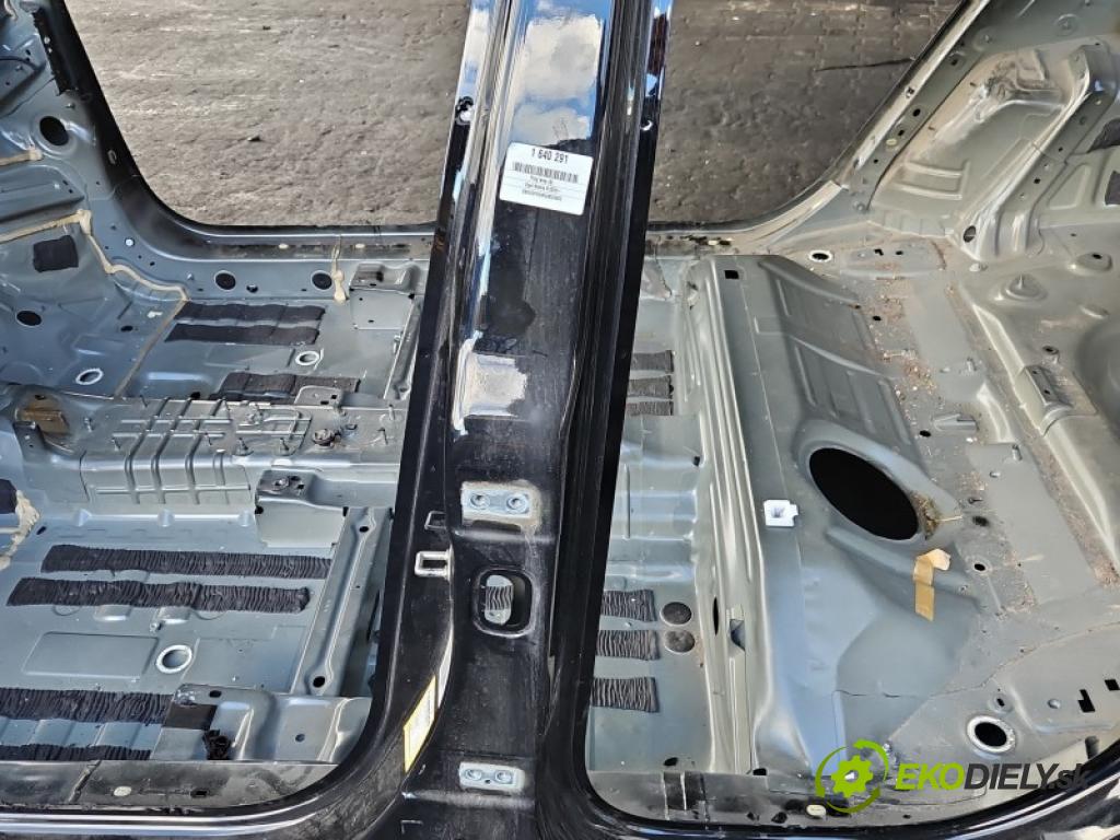 Opel Mokka B 2020- 1.5 cdti 110 hp manual 81 kW 1499 cm3 5- práh levý  (Karoserie ostatní)