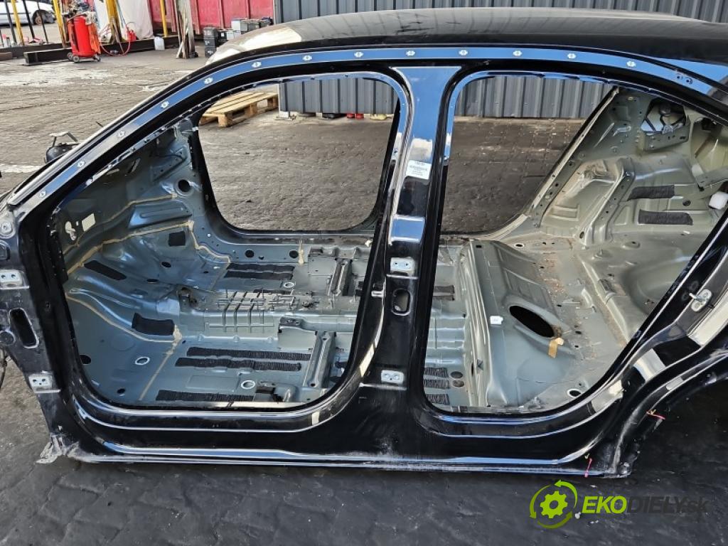 Opel Mokka B 2020- 1.5 cdti 110 hp manual 81 kW 1499 cm3 5- práh levý  (Karoserie ostatní)