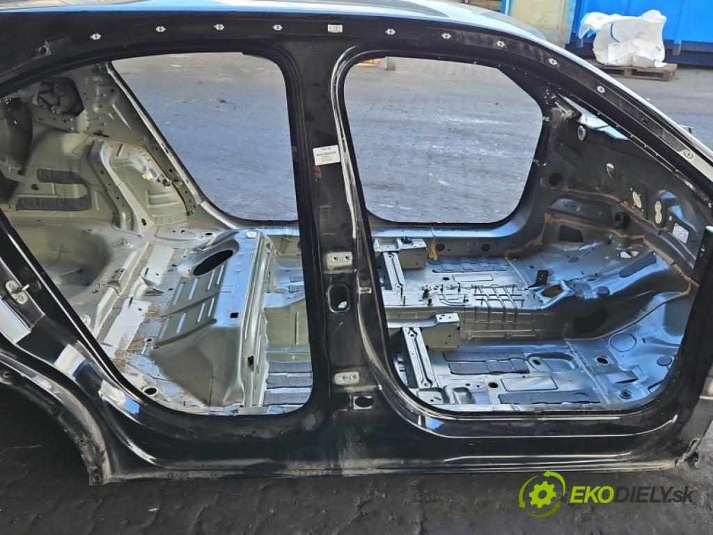 Opel Mokka B 2020- 1.5 cdti 110 hp manual 81 kW 1499 cm3 5- práh pravý  (Karoserie ostatní)