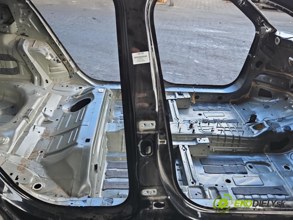 Opel Mokka B 2020- 1.5 cdti 110 hp manual 81 kW 1499 cm3 5- práh pravý  (Karoserie ostatní)