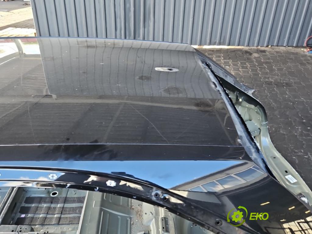 Opel Mokka B 2020- 1.5 cdti 110 hp manual 81 kW 1499 cm3 5- Strecha: