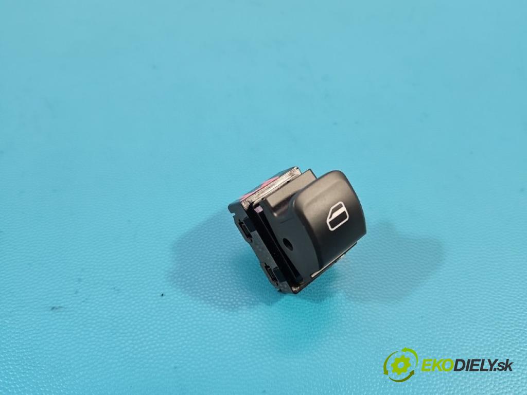 Leapmotor T03 0.0 95 hp automatic 70 kW 1 cm3 5- Přepínač oken zpětných zrcátek 3746020-A01