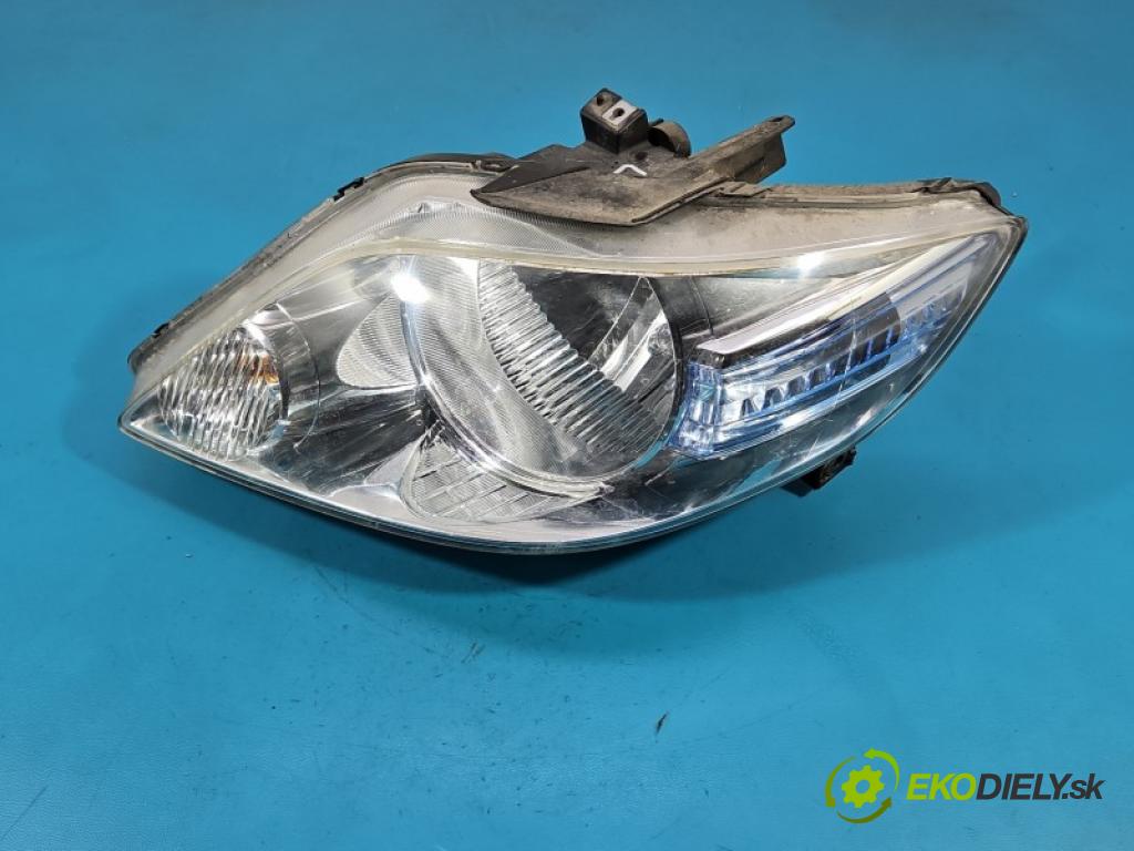 Honda City IV 2002-2008 1.4 16V 83 HP manual 61 kW 1339 cm3 4- Reflektor: ľavý P5658 (Kľučka dverí ostatné)